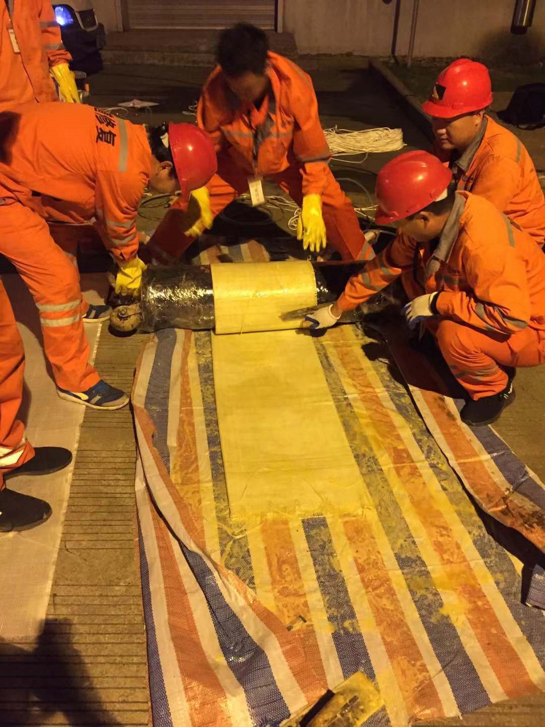 竞秀CIPP局部树脂固化法